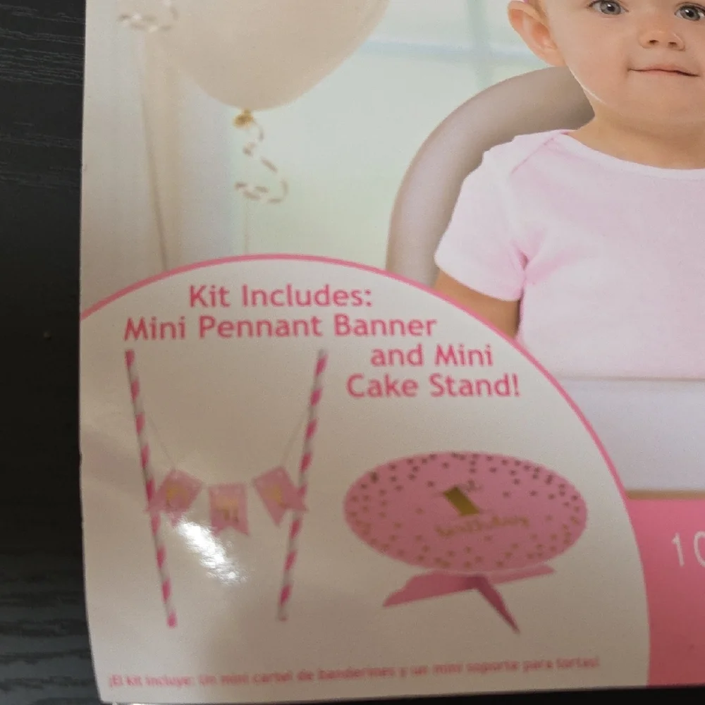 Amscan Pink Mini Cake Stand with Pennant Banner and Striped Straws
